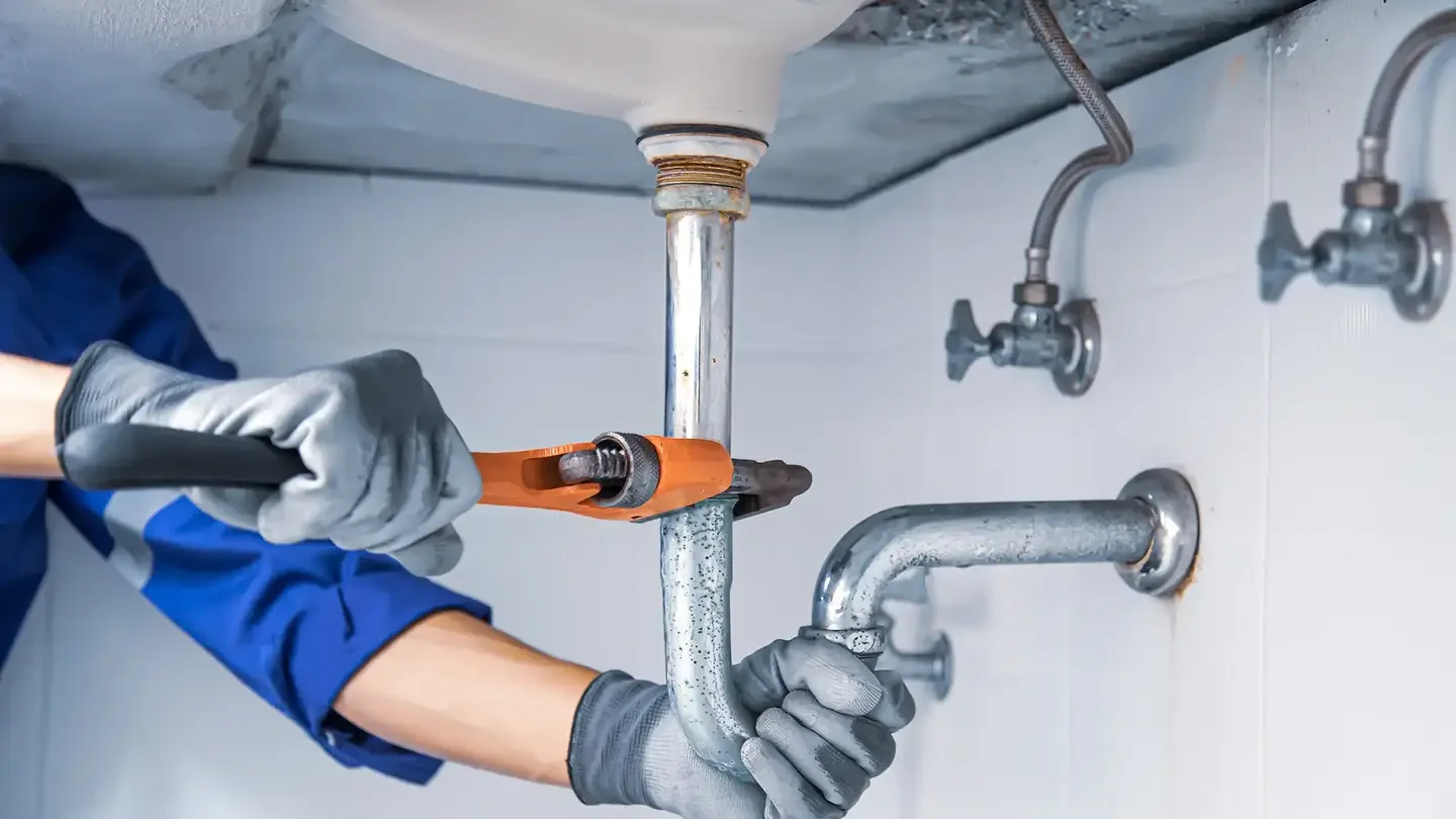 Encanador 24h para vazamento e desentupimento em Belo Horizonte, MG